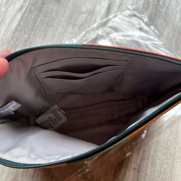 Deco Patchwork Tapered Pouch - Picture 5 of 7